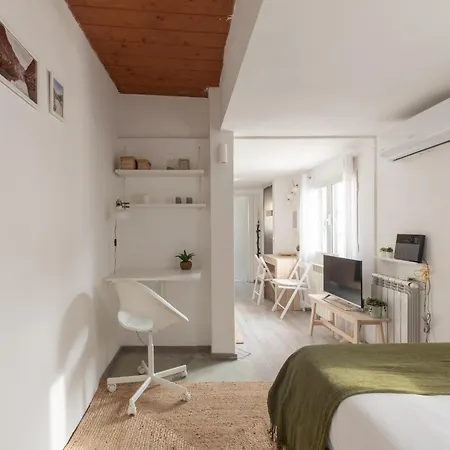 Iflat Opera Penthouse With Terrace #2 Apartamento *